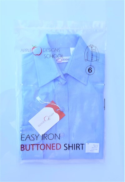 חולצת תלבושת לבית הספר